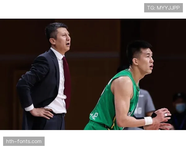 郭艾伦这双球鞋够我交半年房租了 郭艾伦这双球鞋够我交半年房租了